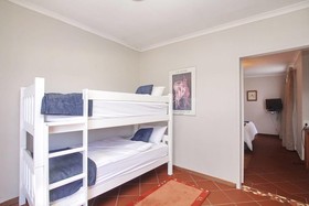 33 on First Guesthouse