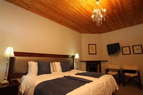 33 on First Guesthouse