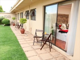 44 On Livingston Boutique Guest House
