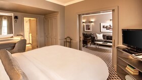 54 on Bath