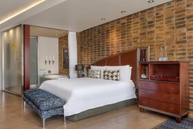 African Pride Melrose Arch Hotel