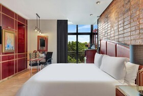 African Pride Melrose Arch Hotel
