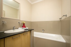 Alpha Lux Apartments