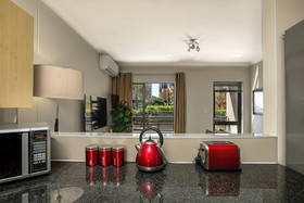 Alpha Lux Apartments