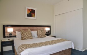 The Parktonian All Suite Hotel
