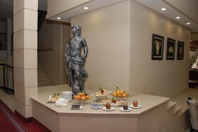 Apollo Hotel