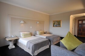 Apollo Hotel