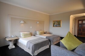 Apollo Hotel