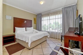 BM Gardens Apartment Hotel