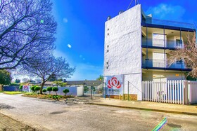 BM Gardens Apartment Hotel