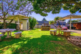BM Gardens Apartment Hotel