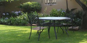 Buckingham Guesthouse and Apartments