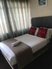 Businessburg Hotel