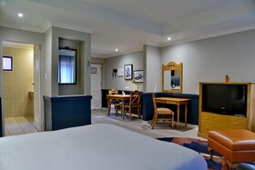 Courtyard Hotel Rosebank