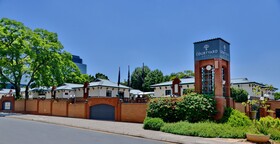 Courtyard Hotel Rosebank