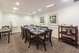 Courtyard Hotel Rosebank
