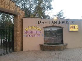 Das Landhaus Guest Lodge