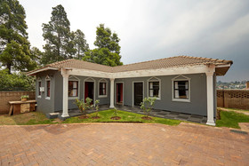 Daze House