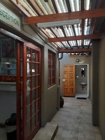 De Lambert Guesthouse