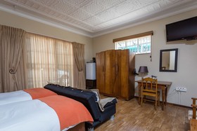 Die Agterplaas B&B