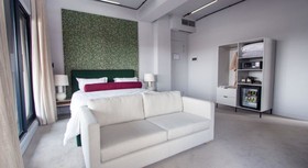 Hallmark Hotel by BON Hotels