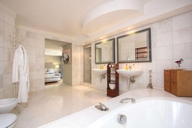 House Higgo Boutique House