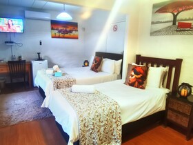 Libra Lodge