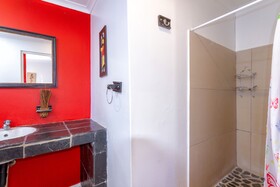 Linden Guest House