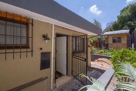 Linden Guest House