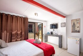 Linden Guest House