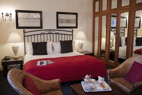 Melrose Place Boutique Hotel