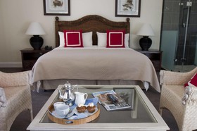 Melrose Place Boutique Hotel