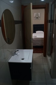 Miraton Eastgate Suites
