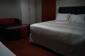 Miraton Eastgate Suites