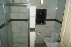 Miraton Eastgate Suites