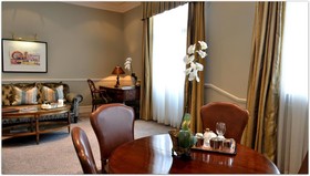Monarch Hotel