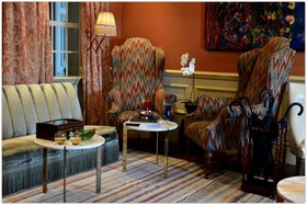 Monarch Hotel