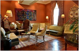 Monarch Hotel