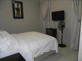 Owee's Place