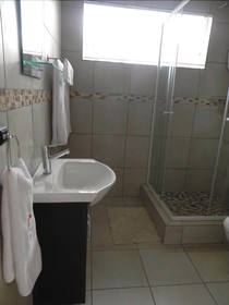 Owee's Place