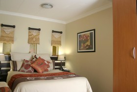 Queen's Place Guest House
