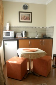 Queen's Place Guest House