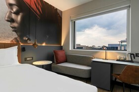 Radisson RED Johannesburg Rosebank