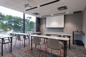 Radisson RED Johannesburg Rosebank
