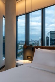 Radisson RED Johannesburg Rosebank