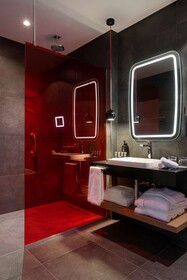 Radisson RED Johannesburg Rosebank