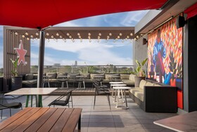 Radisson RED Johannesburg Rosebank