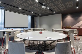 Radisson RED Johannesburg Rosebank
