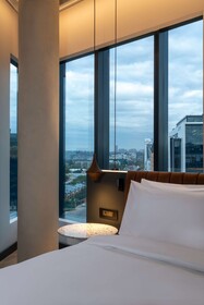 Radisson RED Johannesburg Rosebank