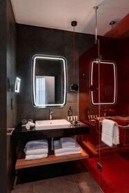 Radisson RED Johannesburg Rosebank